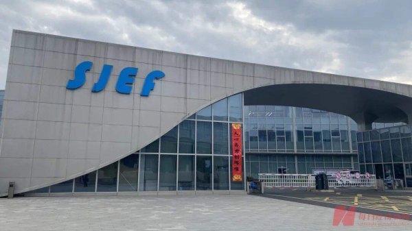 301030，市值缩水至26亿元！记者实探其投资超百亿元光伏基地，“订单较少，不景气”；此前审计机构入场不到1个月就“闪辞”