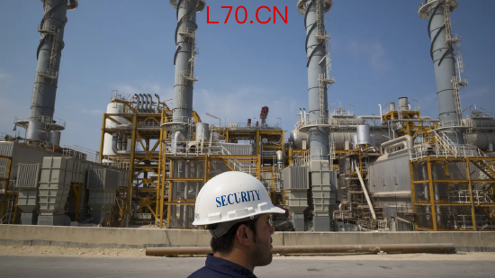 特朗普：若伊朗继续袭击卡塔尔能源设施，美国将“彻底摧毁”伊朗南帕尔斯气田